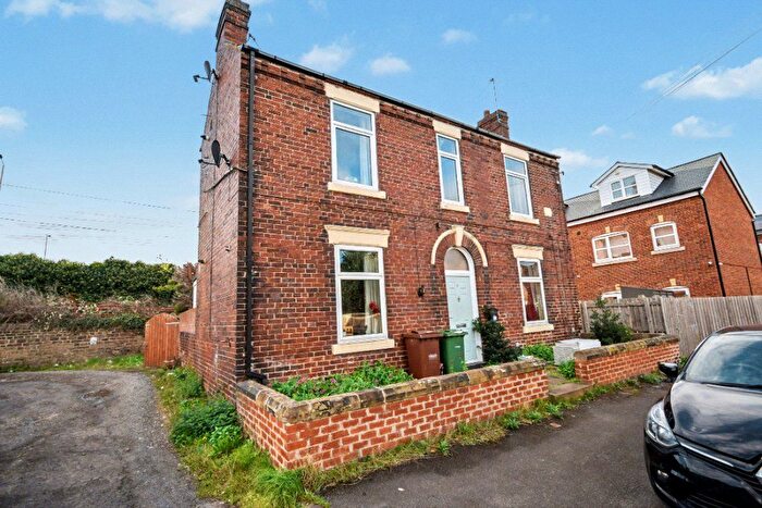 2 Bedroom Flat For Sale In Station Street, Wakefield, West Yorkshire, WF1
