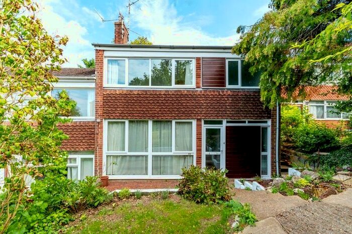 3 Bedroom Property To Rent In Broadlands Avenue, Chesham HP5