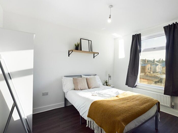 6 Bedroom House To Rent In Ripon Street, LN5