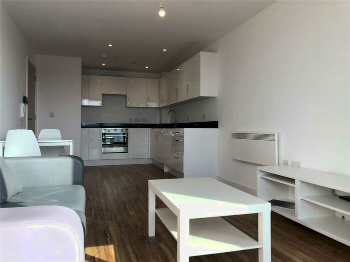 1 Bedroom Flat To Rent In Aire, Cross Green Lane, LS9