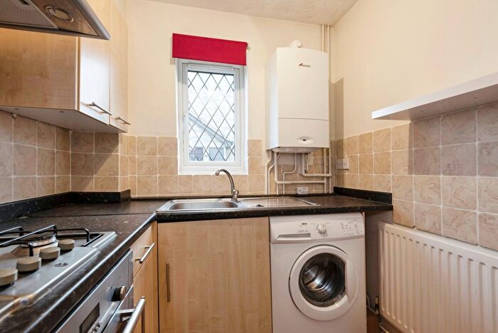 1 Bedroom End Of Terrace House For Sale In Astral Close, Lower Stondon, Henlow, Bedfordshire, SG16