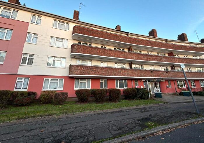 3 Bedroom Flat For Sale In Flat Hugh Gaitskell House, Butler Road, Harlesden, London, NW10