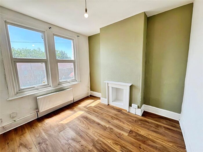 2 Bedroom Terraced House To Rent In Upper Luton Road, Chatham, Kent, ME5