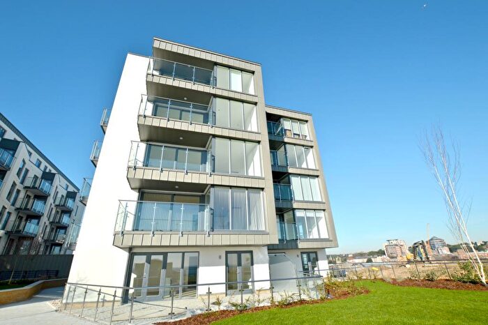 2 Bedroom Apartment To Rent In East Coast, Beacon Road, Bournemouth, Dorset, BH2