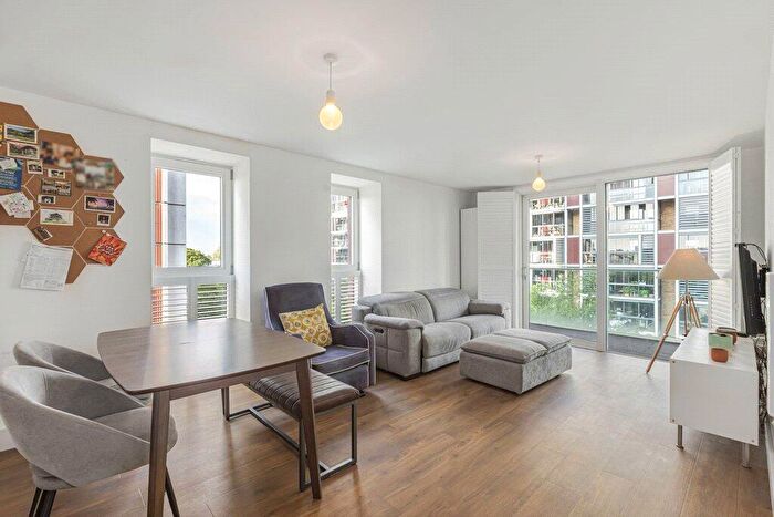 2 Bedroom Apartment To Rent In Dalston Square, London, E8