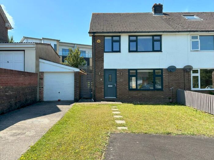 3 Bedroom Semi-Detached House To Rent In Waverley Close, Llandough, CF64