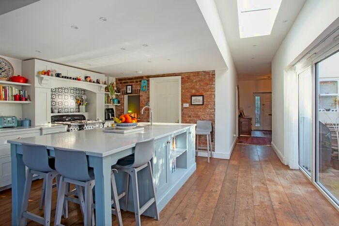 4 Bedroom Semi-detached House For Sale In Springfield Road, Groombridge, TN3