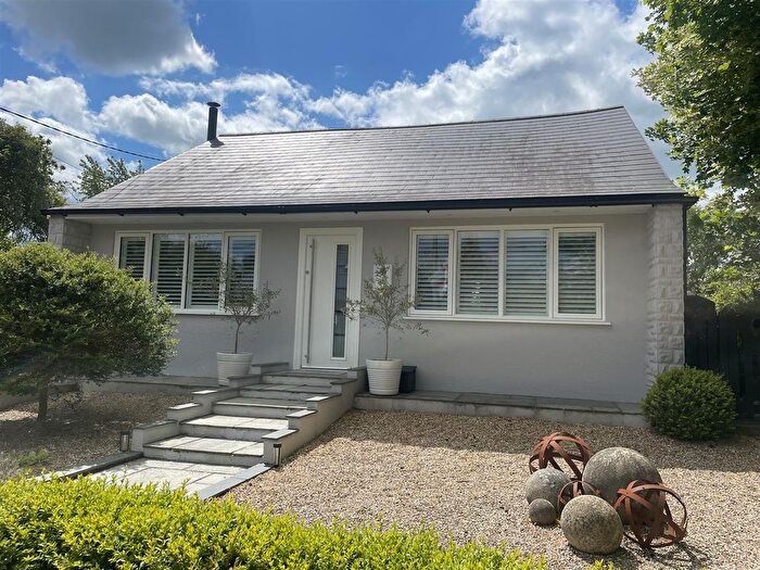 2 Bedroom Detached Bungalow For Sale In Kingston, Sturminster Newton, DT10