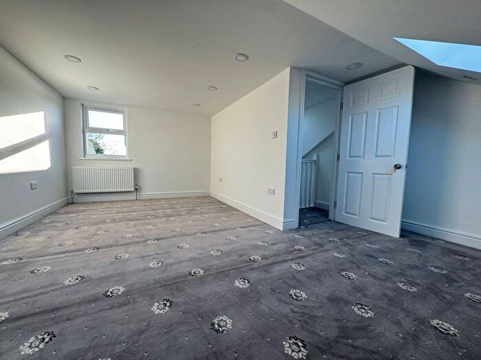 4 Bedroom Maisonette To Rent In Colchester Avenue, London, E12