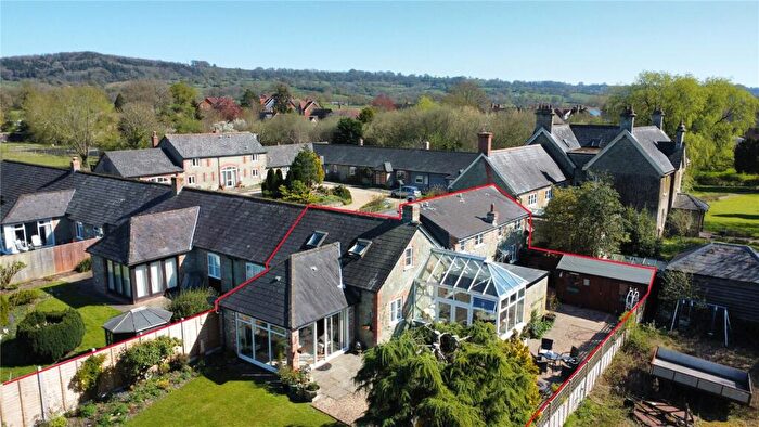 4 Bedroom Barn Conversion For Sale In Shorts Green Courtyard, Shorts Green Lane, Motcombe, Shaftesbury, SP7