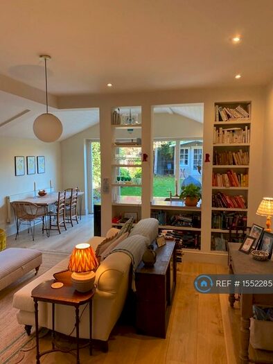 2 Bedroom Flat To Rent In Leghorn Road, London, NW10