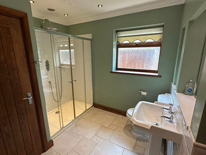 2 Bedroom Bungalow For Sale In Kings Acre Road, Hereford, HR4