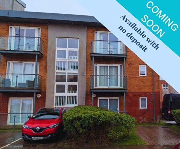 2 Bedroom Flat To Rent In Cwrt Afon Lleidi, Pentre Doc Y Gogledd, SA15