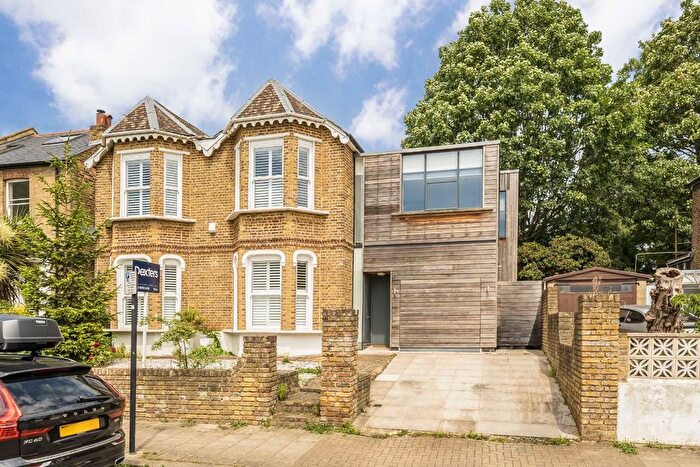 5 Bedroom Property To Rent In Oxford Road South, Chiswick, W4