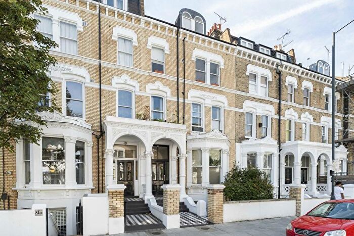 2 Bedroom Flat To Rent In Sinclair Road, London, W14