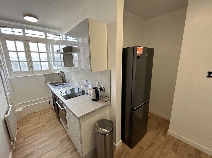 1 Bedroom Flat To Rent In Grove End House, London, London, London, NW8