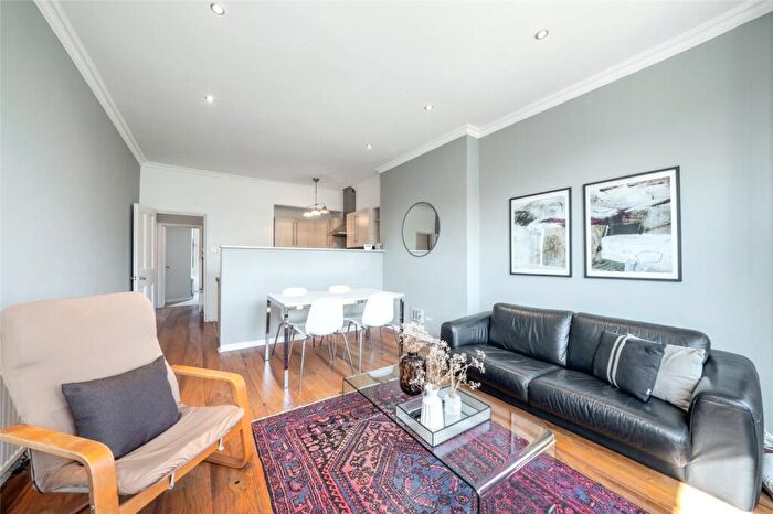 2 Bedroom Apartment For Sale In West End Lane, London, NW6
