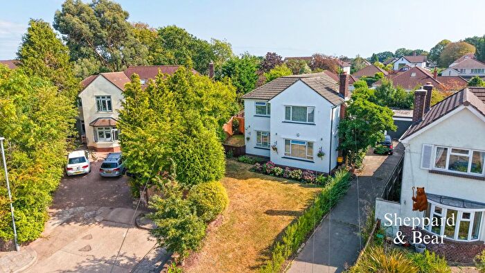 2 Bedroom Maisonette For Sale In Cyncoed Place, Cardiff, CF23