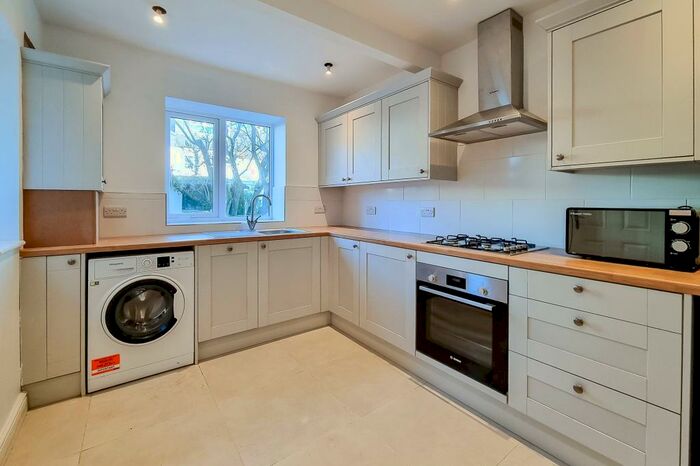 2 Bedroom Terraced House To Rent In Wharfedale Place, Harrogate, HG2