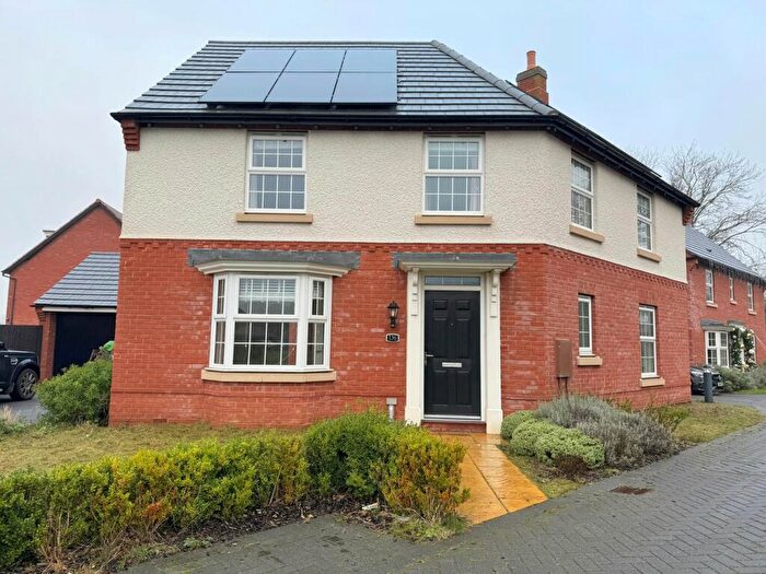 4 Bedroom Detached House For Sale In Galloway Road, Drakelow, Burton-on-Trent, DE15