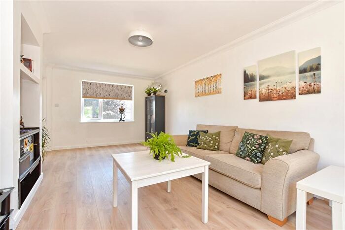 3 Bedroom Semi-Detached House For Sale In Station Road, Brading, Isle Of Wight, PO36