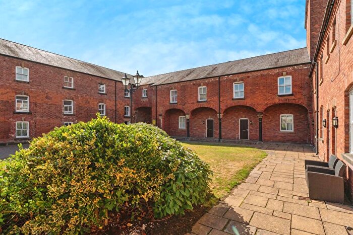 3 Bedroom Terraced House For Sale In Pentrefelin, Wrexham, LL13