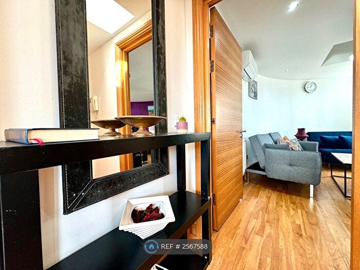 1 Bedroom Flat To Rent In Cromwell Road, London, SW5