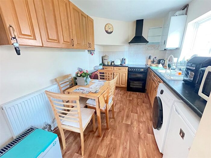 2 Bedroom Semi-Detached House For Sale In Albert Street, Bottesford, Nottingham, NG13