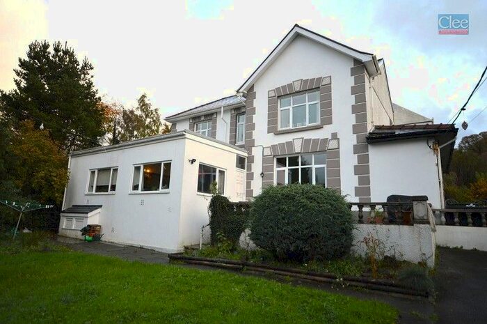 2 Bedroom Flat To Rent In Plas Y Felin, Pontwalby, Glynneath, Neath, Neath Port Talbot., SA11