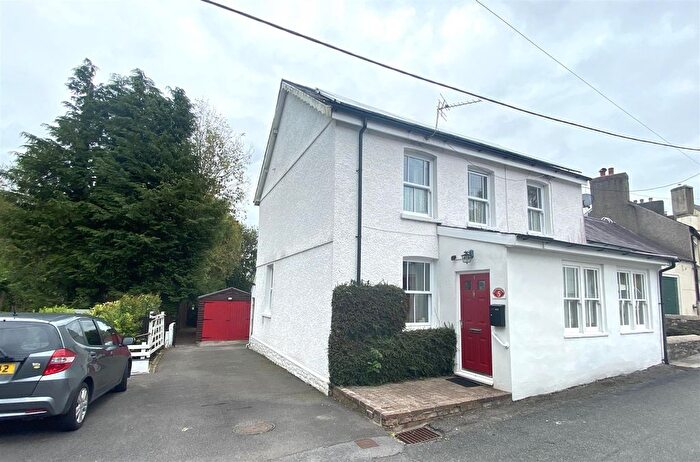 4 Bedroom Detached House For Sale In Llandeilo, SA19