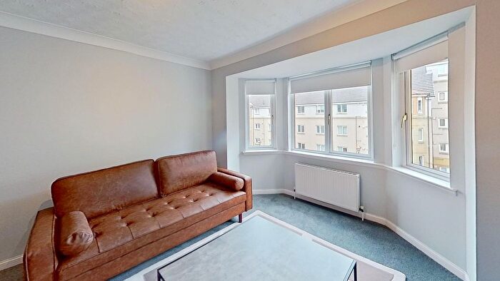 2 Bedroom Flat To Rent In Easter Dalry Place, Edinburgh, EH11