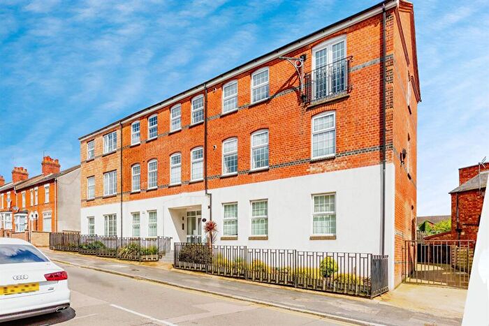 2 Bedroom Flat To Rent In Arthur Street, Wellingborough, NN8