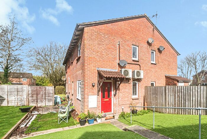 1 Bedroom End Terrace House For Sale In Delibes Road, Basingstoke, RG22