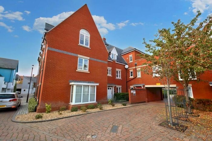 2 Bedroom Flat To Rent In Sloeberry Road, Ipswich, IP3