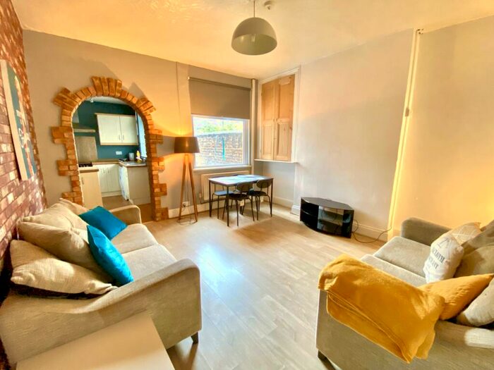 5 Bedroom Terraced House To Rent In Enderley Street, Newcastle-under-Lyme, ST5