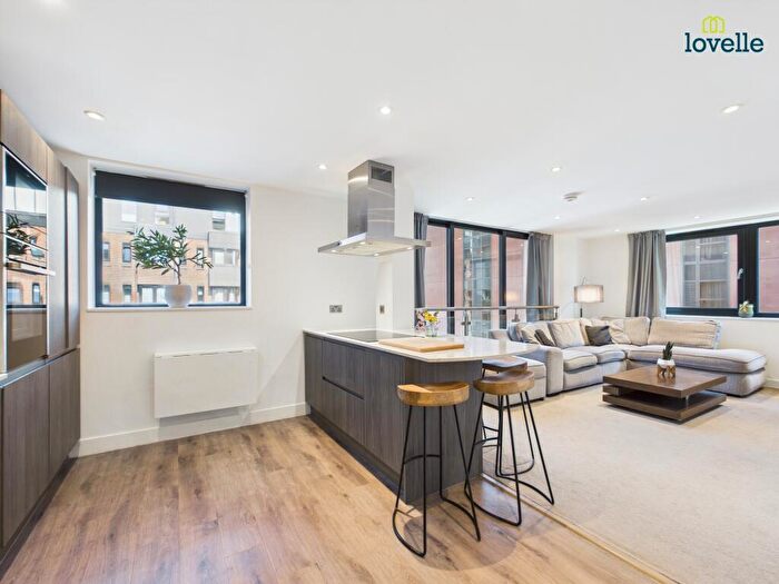 2 Bedroom Flat For Sale In One The Brayford, Lincoln, LN1