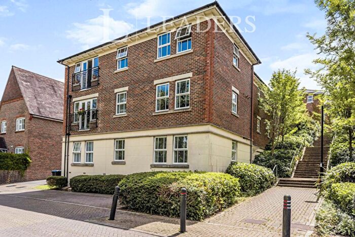 2 Bedroom Apartment To Rent In Brooklands, Haywards Heath, RH16