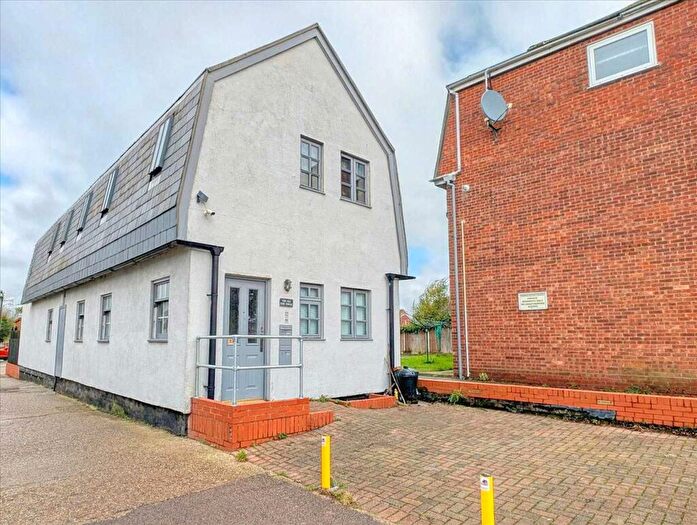 2 Bedroom Maisonette For Sale In The Old Fire House, Brightlingsea, CO7