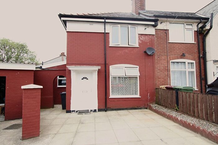 2 Bedroom End Of Terrace House To Rent In Arundel Street, Bolton, BL1