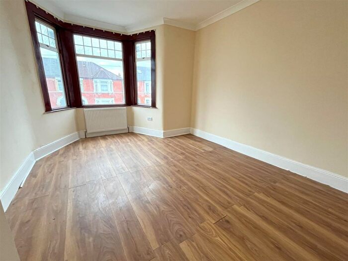 5 Bedroom Terraced House To Rent In Blythswood Road, Ilford, IG3