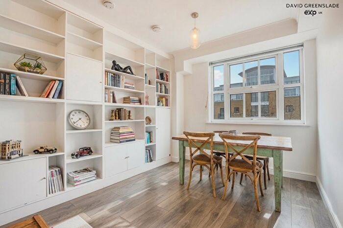 2 Bedroom Flat For Sale In Royal Tower Lodge, Cartwright Street, E1