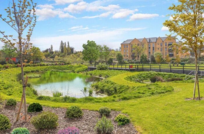 1 Bedroom Flat For Sale In Ebbsfleet Cross, Greenford, Greenhithe, DA9