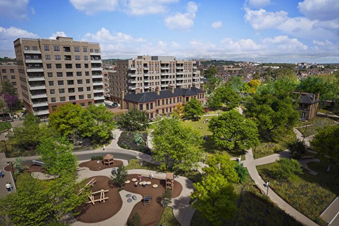 1 Bedroom Flat For Sale In North Gate Park, St Ann's Road, Haringey, N15