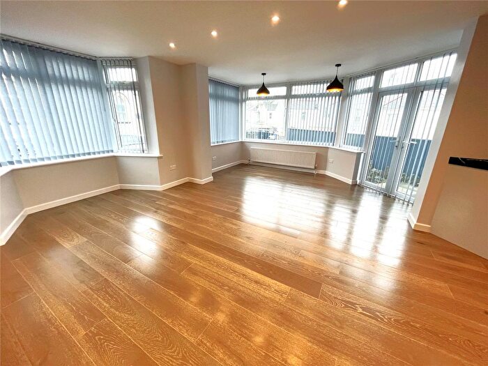 5 Bedroom End Of Terrace House To Rent In York Road, Torpoint, Cornwall, PL11