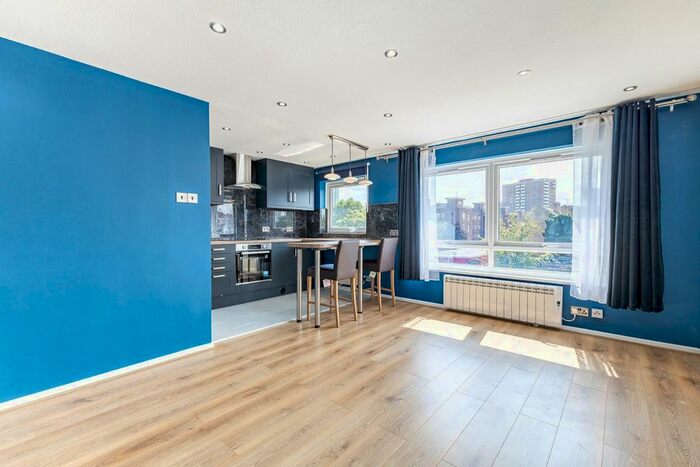 1 Bedroom Flat To Rent In Regent Square, London, E3