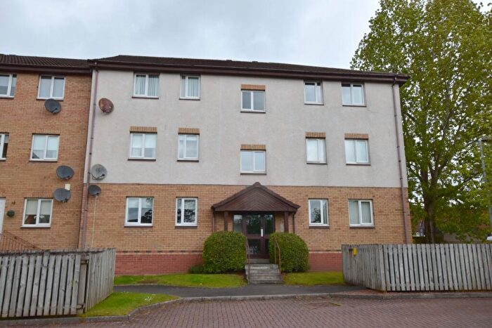 2 Bedroom Flat To Rent In Lees Court, Coatbridge, Lanarkshire, ML5
