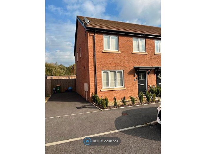 3 Bedroom Semi-Detached House To Rent In Mervale Place, Newport, NP19