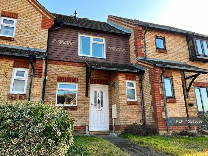 2 Bedroom Terraced House To Rent In Clover Avenue, Bedford, MK41