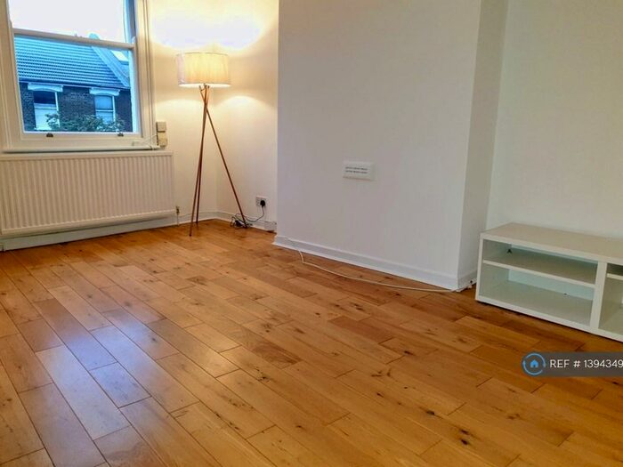 1 Bedroom Flat To Rent In Ambler Road, London, N4