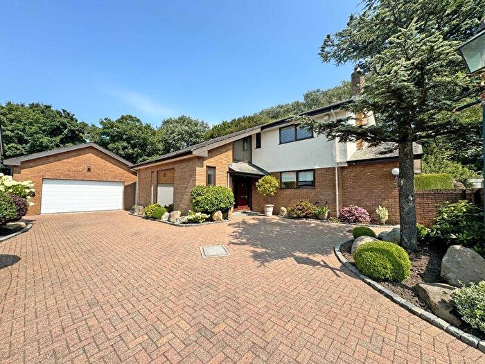 4 Bedroom Detached House For Sale In Linden Green, Thornton-Cleveleys, FY5